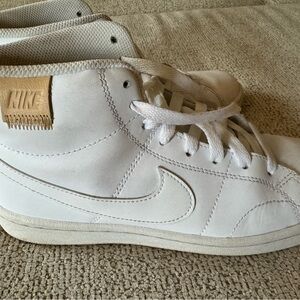 White Nike Hightop sneakers